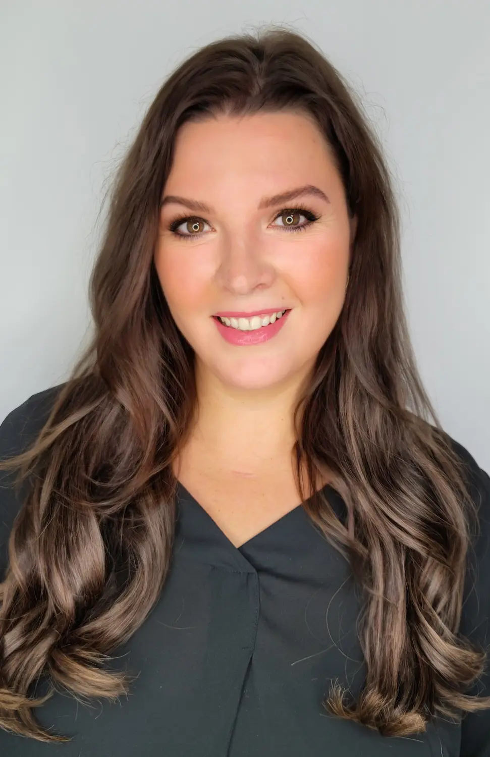 Verena Stein, Wimpernverlängerung mit UV-Licht, Face Wax, Lifts und Farbe